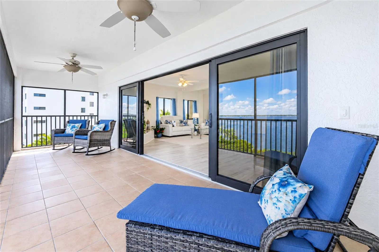 25X8 SPACIOUS LANAI
