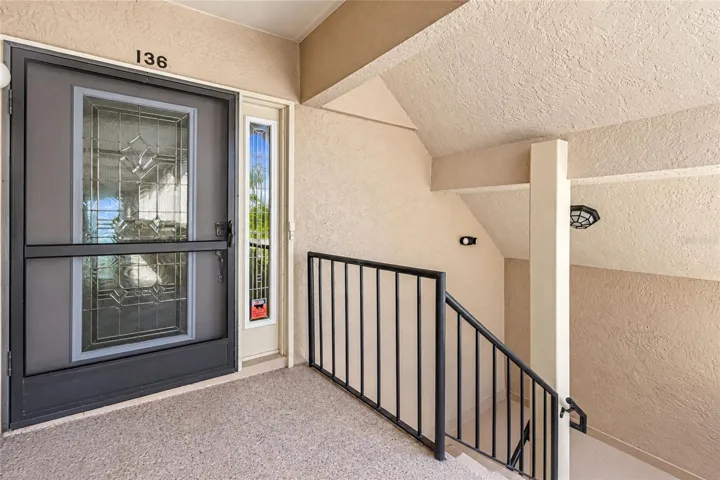 4TH FLOOR FRONT ENTRY