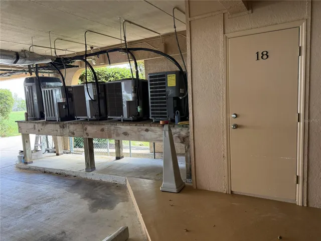 STORAGE NUNIT #18