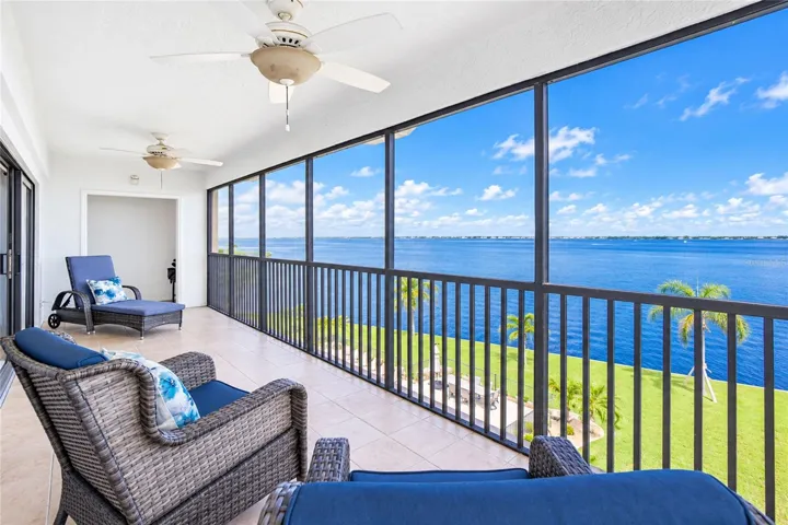WHAT A TRANQUIL SETTING FROM YOUR LANAI!
