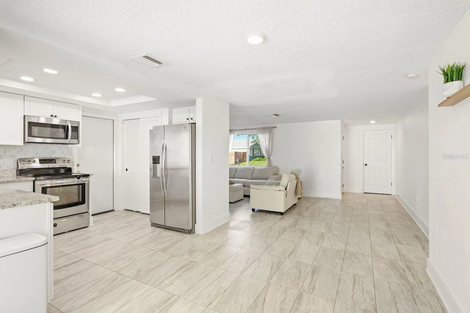 ENTRY AND KITCHEN