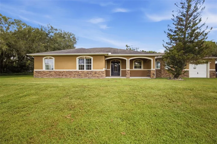 1208 W Baker St, Plant City FL