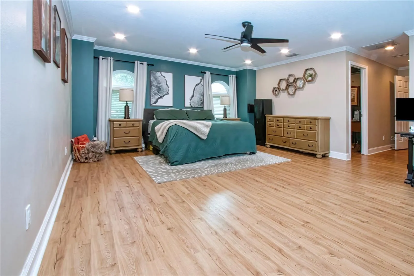 Primary master suite