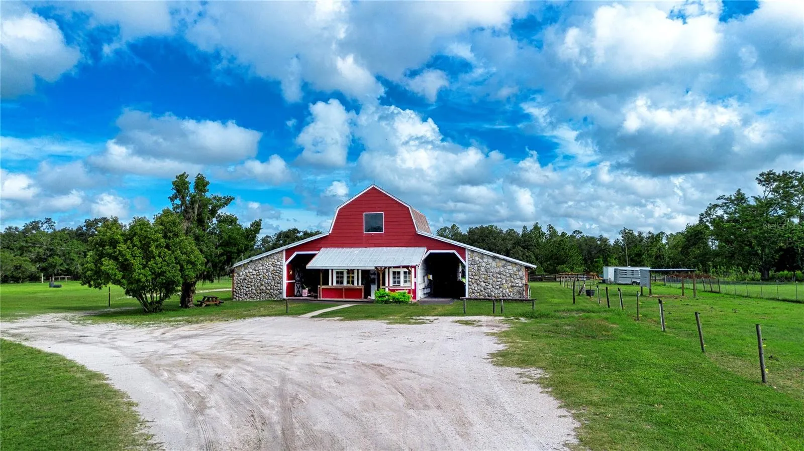 Sundance Barn