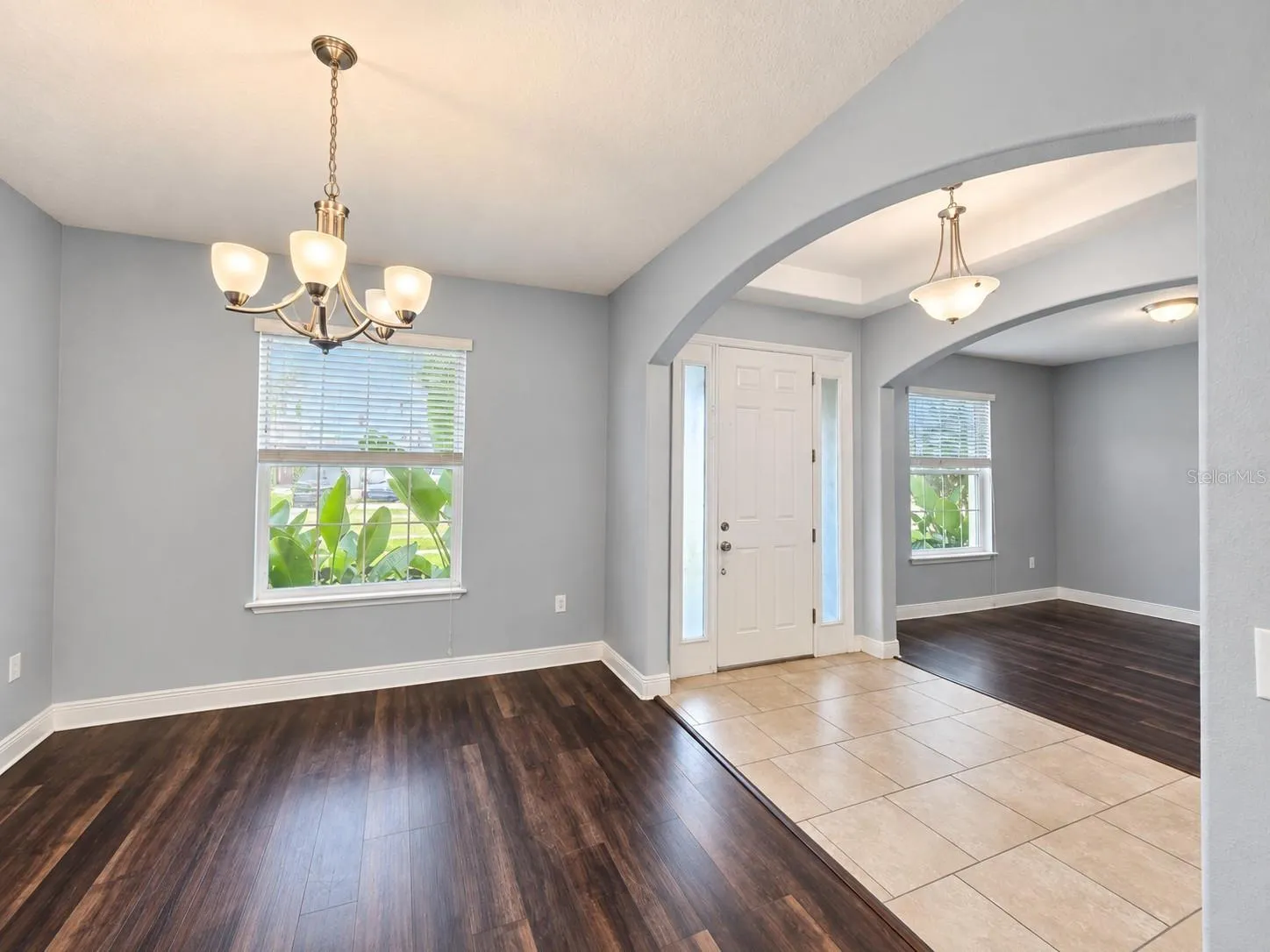 Dining/Formal Living Room