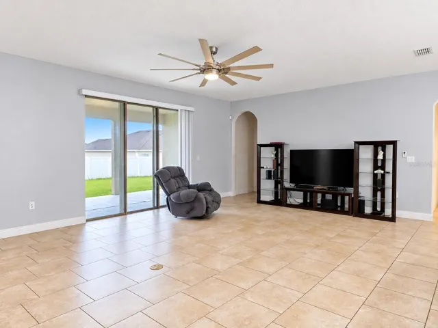 Family Room/Living Room
