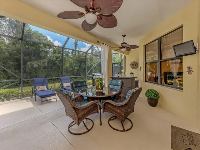 Extended Lanai backing to Preserves