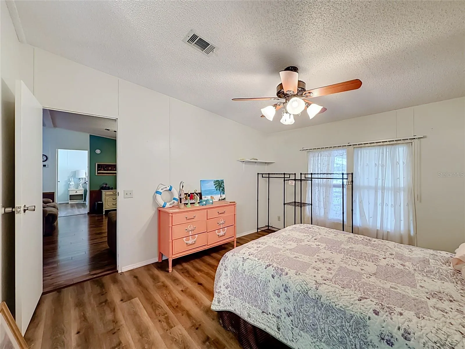 Back bedroom