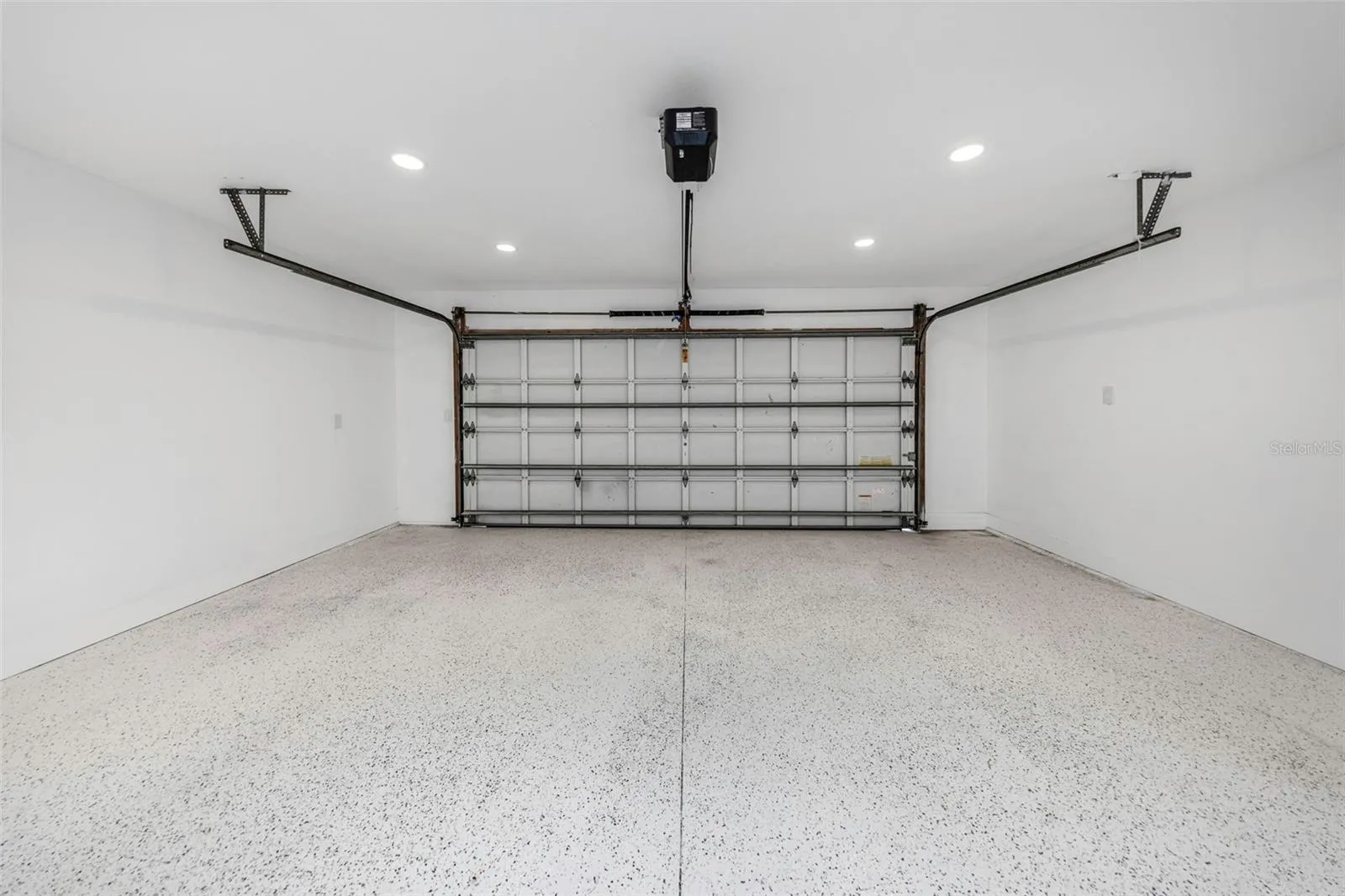 Detached Garage