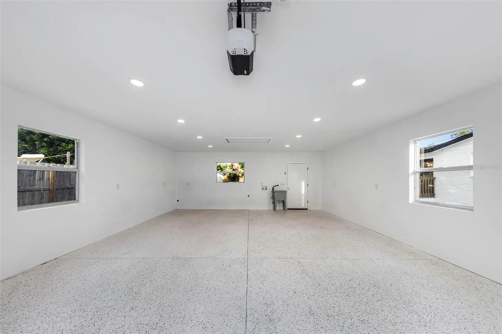 Detached Garage