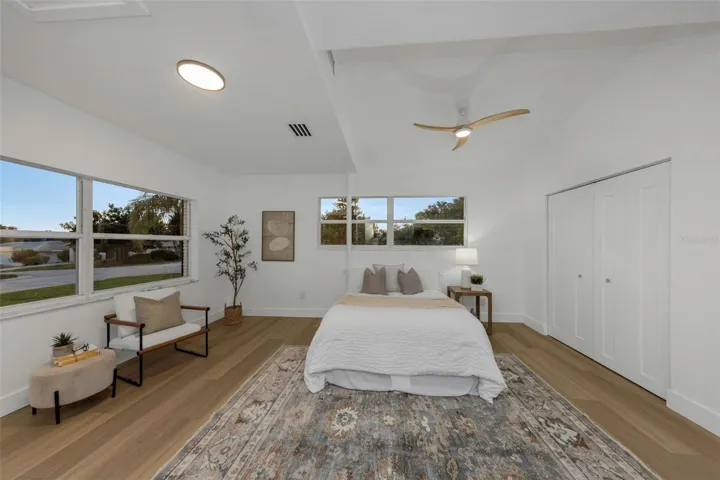 Private In Law Suite - Bedroom