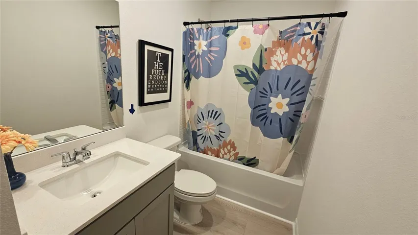 2nd bathroom