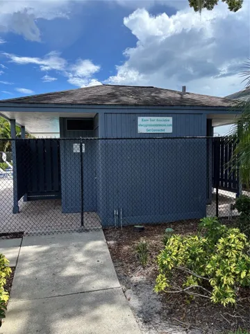 pool house