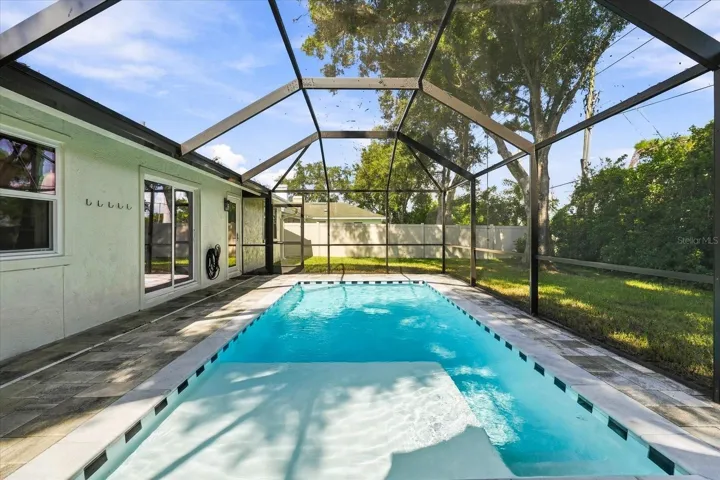 2024 Saltwater Pool &amp; Enclosure