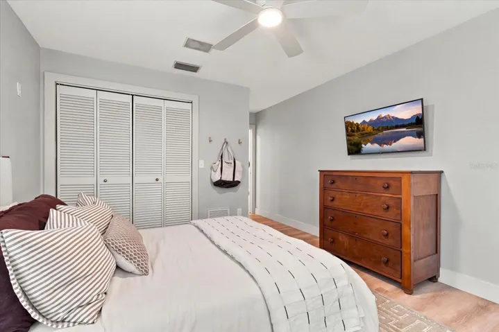 Guest Bedroom 4