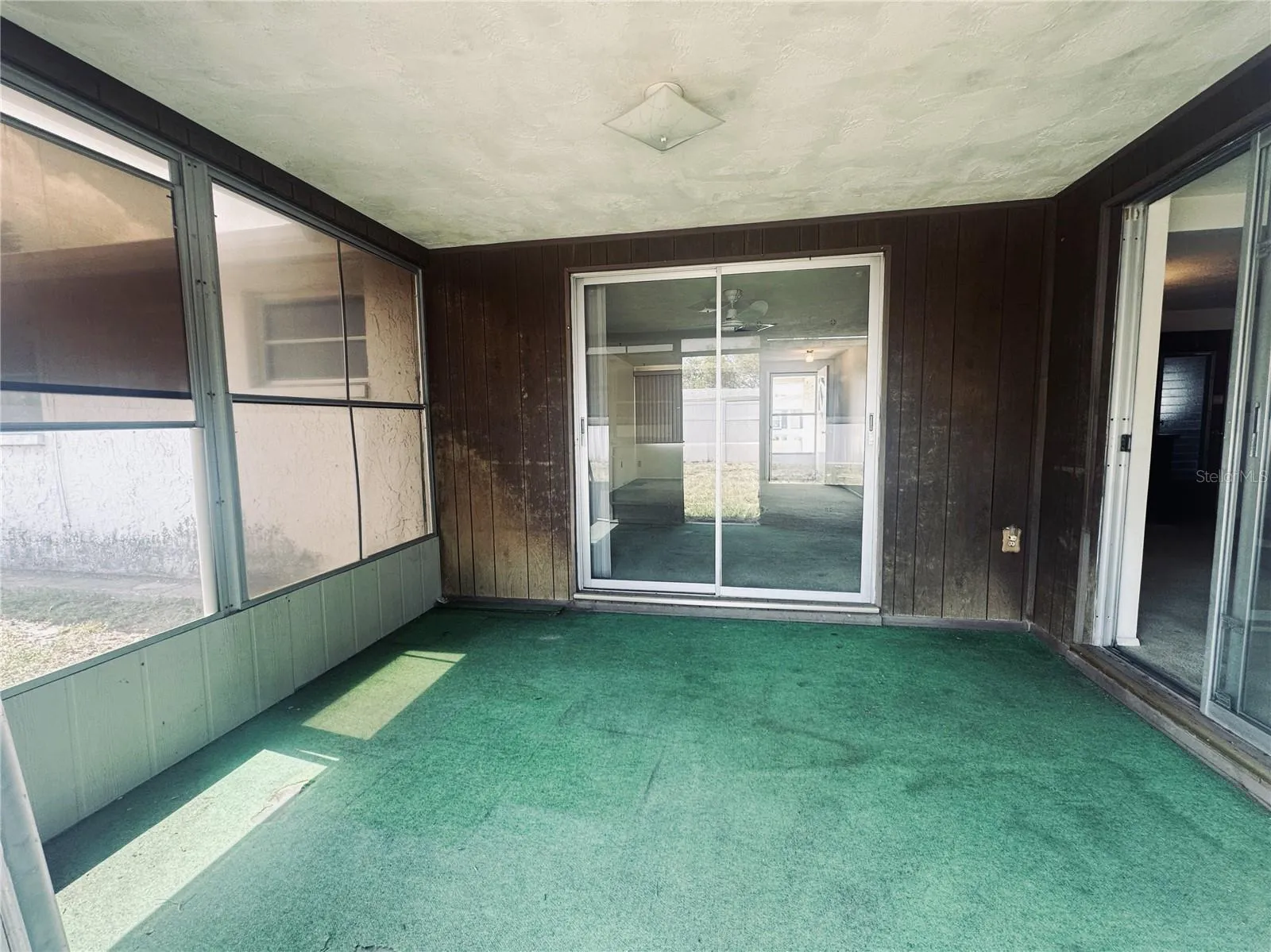 Screened Porch