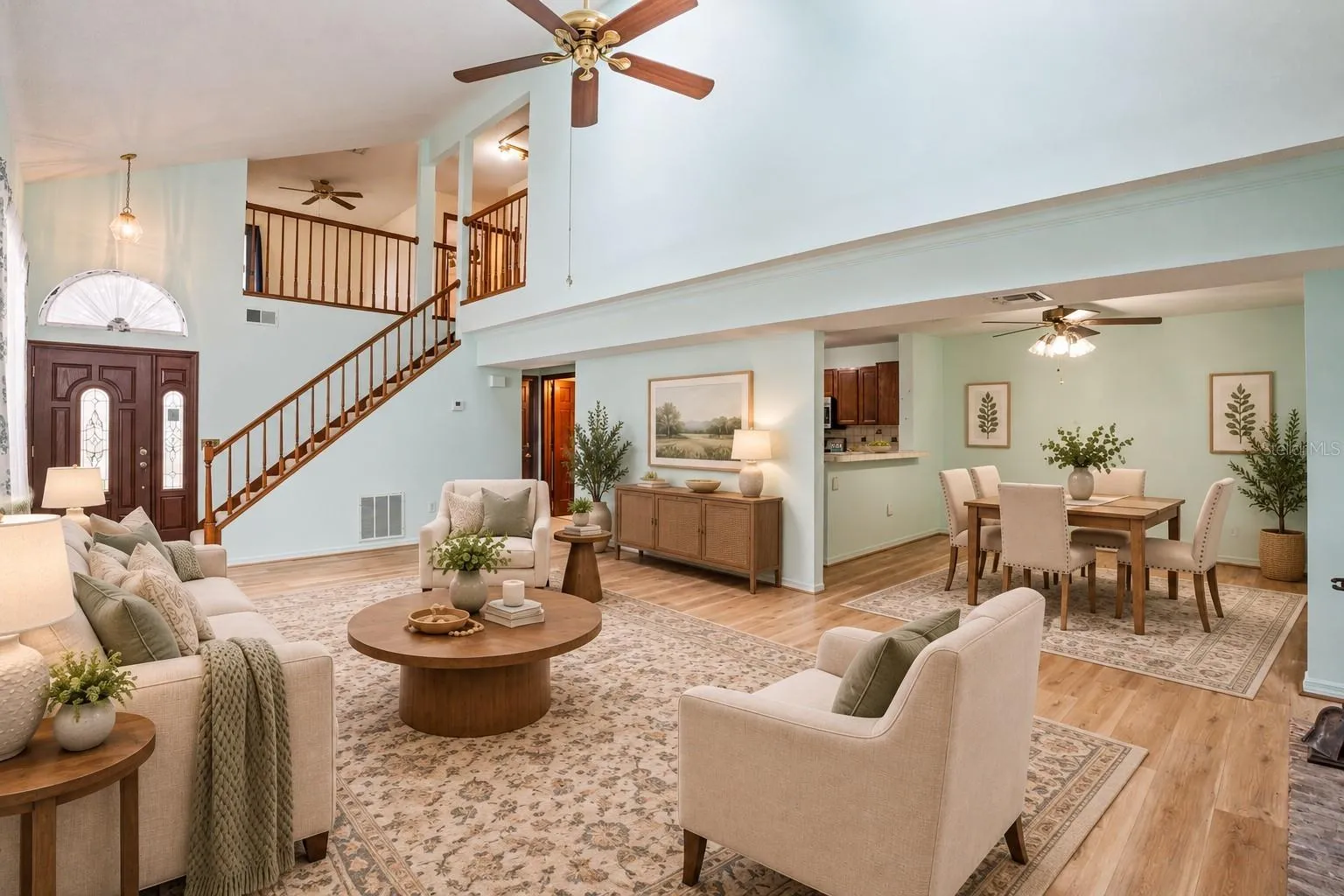 Virtually Stage Living / Dining Rooms