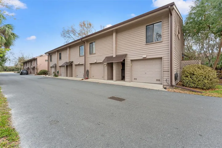 The home, 5155, is an end unit.