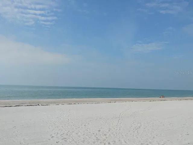 Just across to road to the Gulf of Mexico