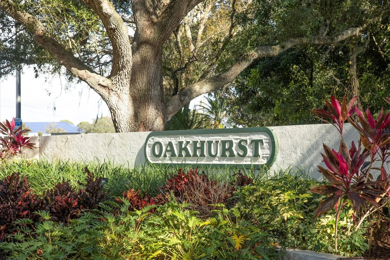 Oakhurst Sarasota entrance