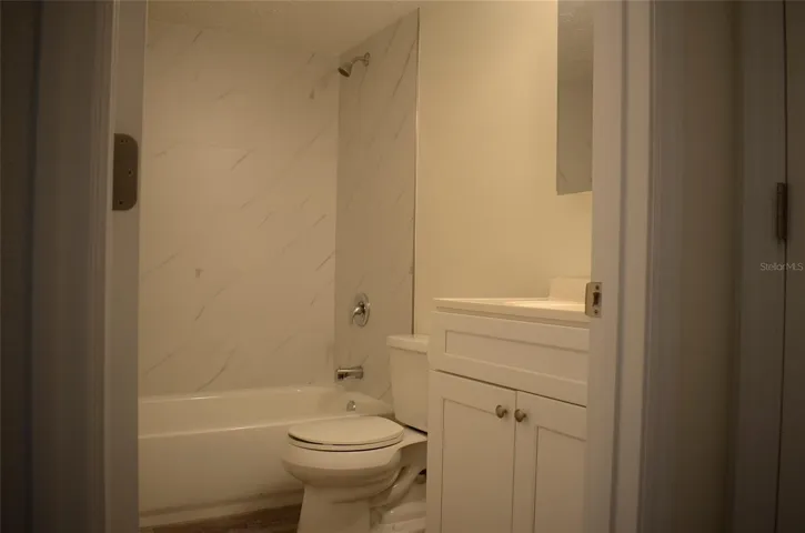 bathroom1