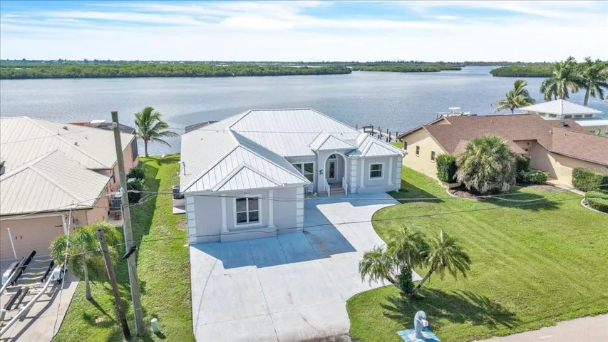 Front aerial