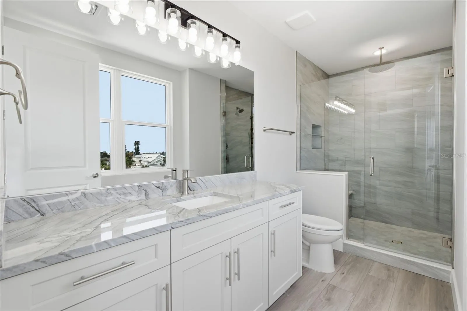 Second Bedroom EnSuite Bathroom