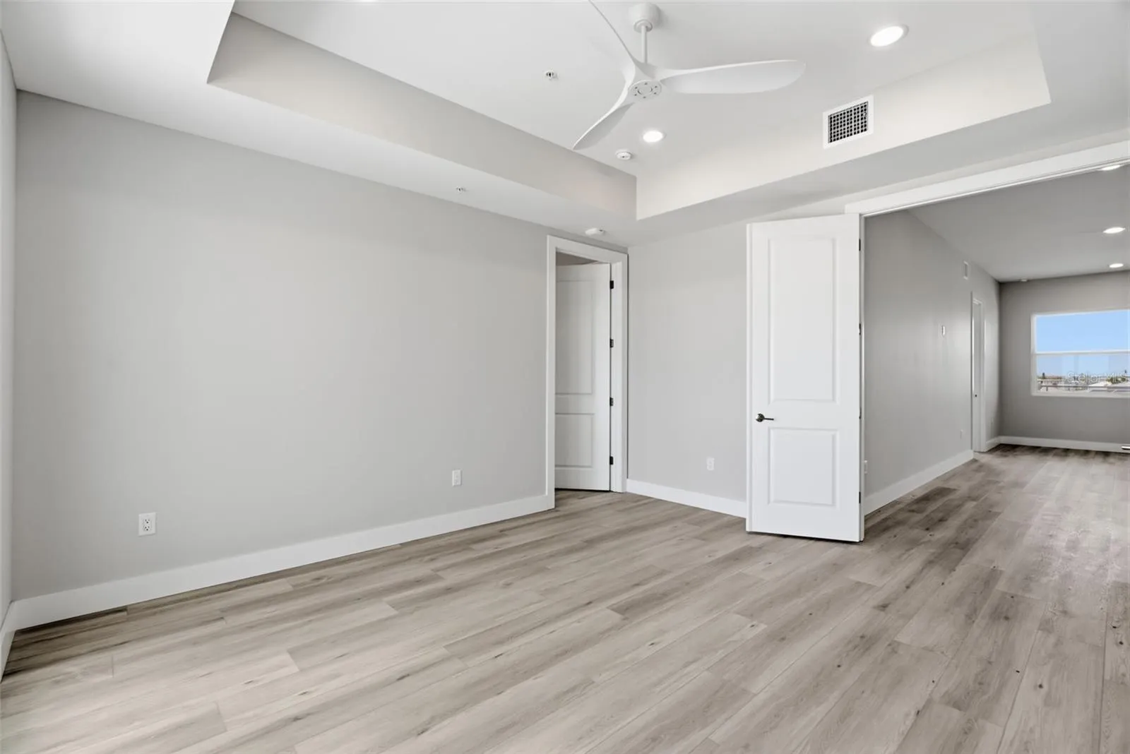 Primary Bedroom Living Room/Den