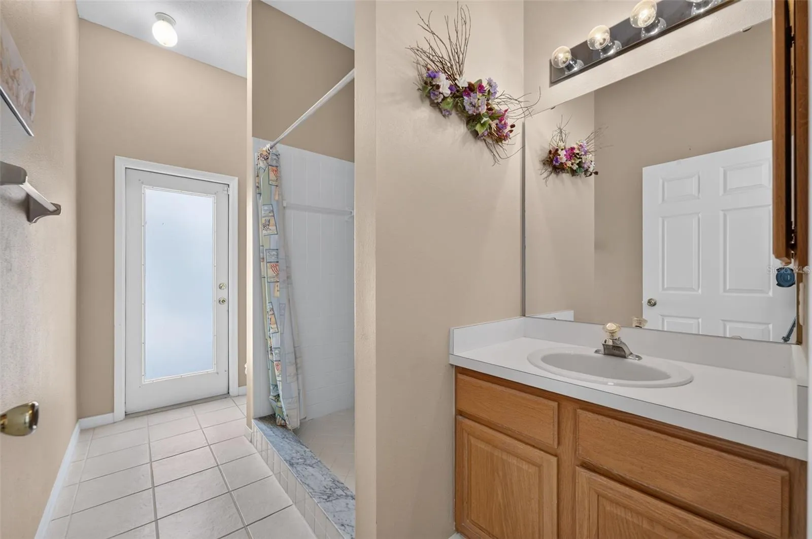 Pool, guest bathroom