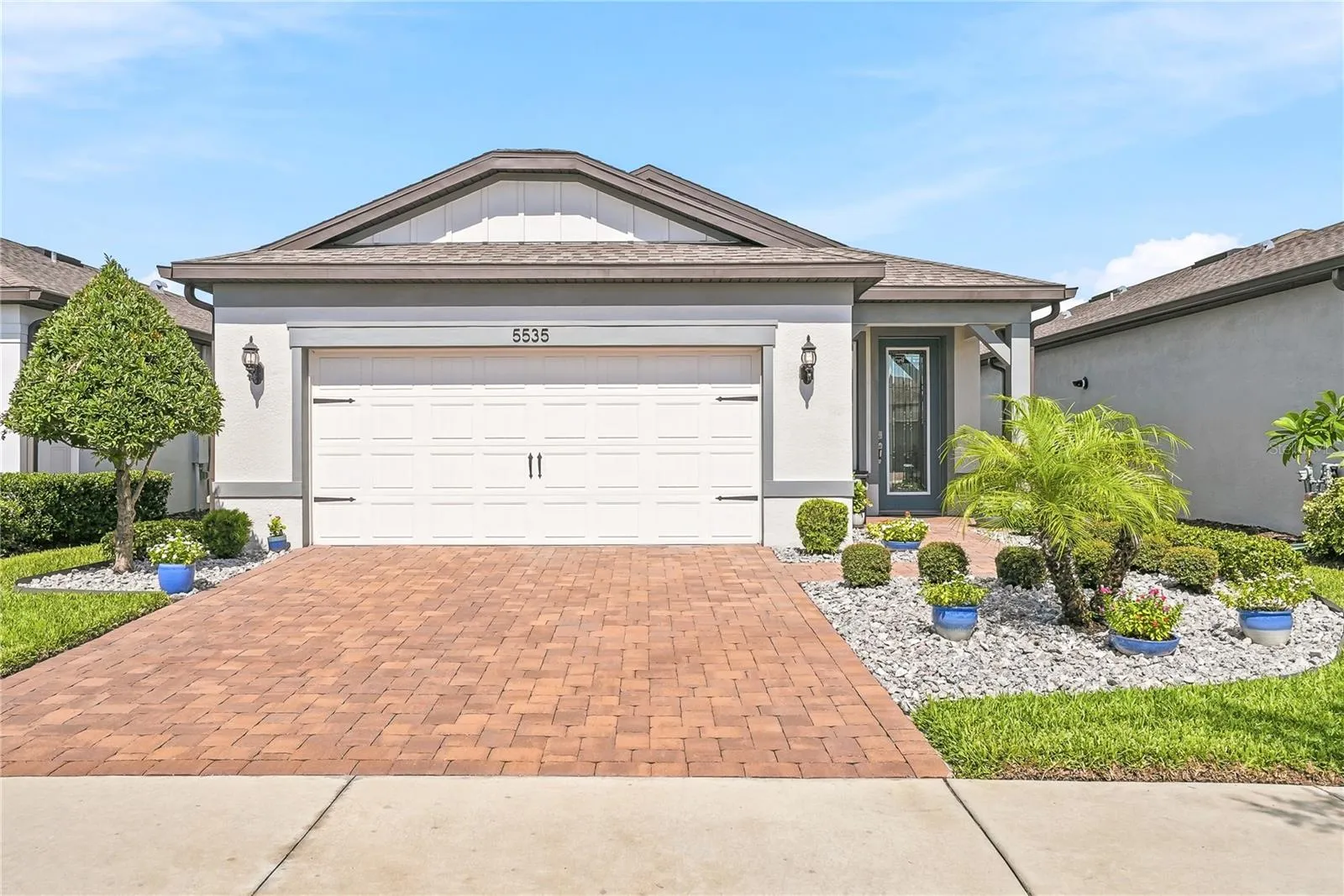 Welcome to the Hallamrk Model in Del Webb Bexley.