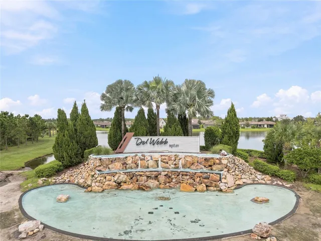 Entry to Del Webb Bexley.
