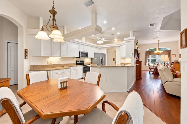 Breakfast nook