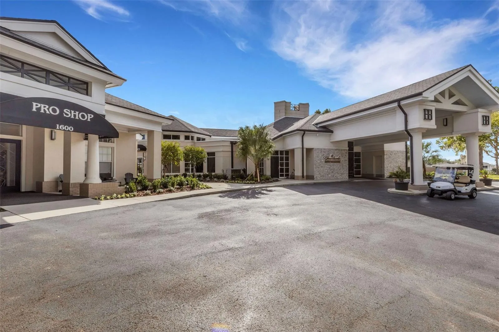 Membership to the Grasslands Golf and Country Club is optional . . .