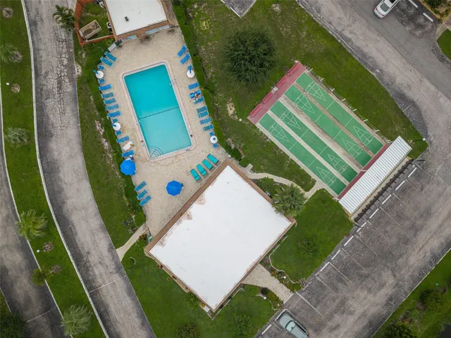 Pool/Bocce Ball/Clubhouse Amenities