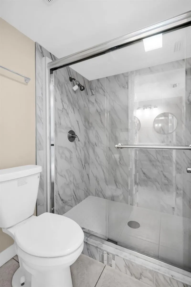 Primary Ensuite Bath