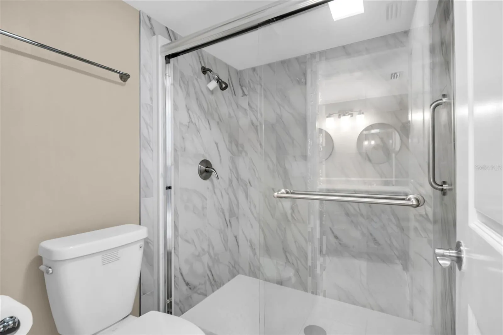 Primary Ensuite Bath