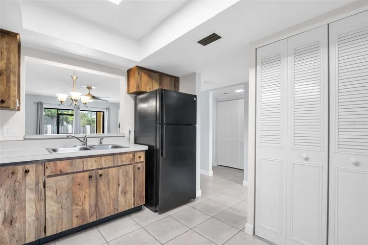 Kitchen into hall