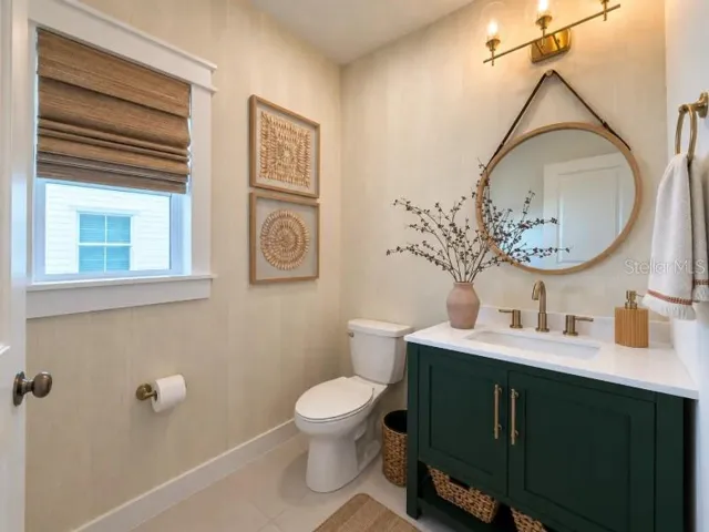 Decorated Powder Bath