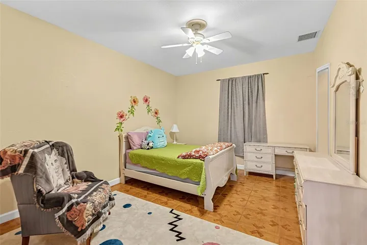 Rear Guest Room