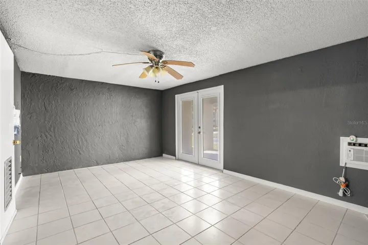 BONUS ROOM WITH PATIO
