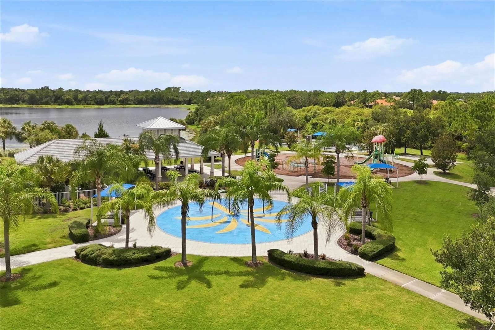 Grand Palm Amenities