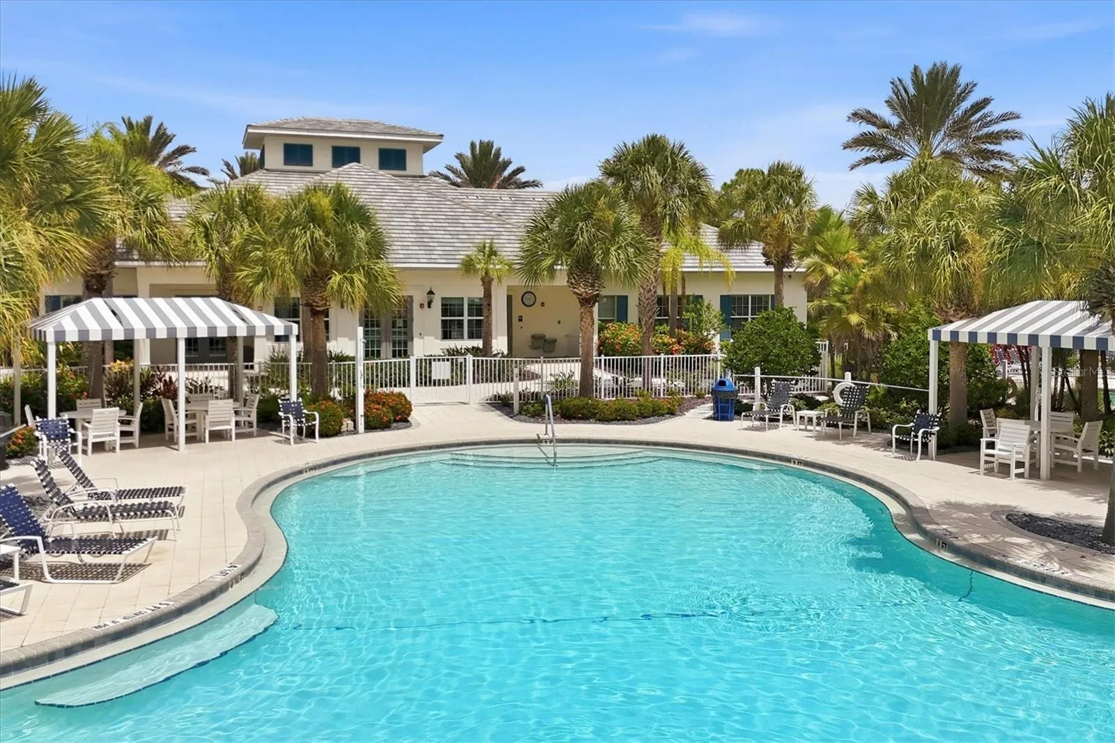 Grand Palm Amenities