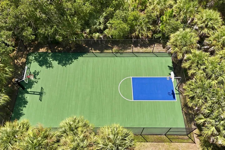 Grand Palm Amenities