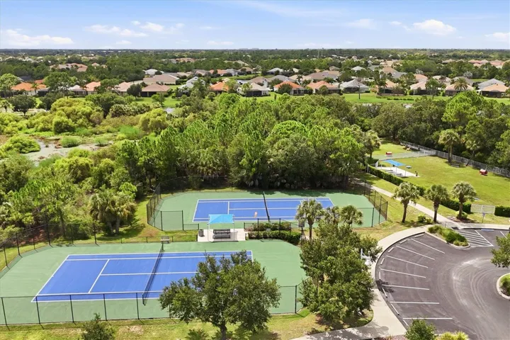 Grand Palm Amenities