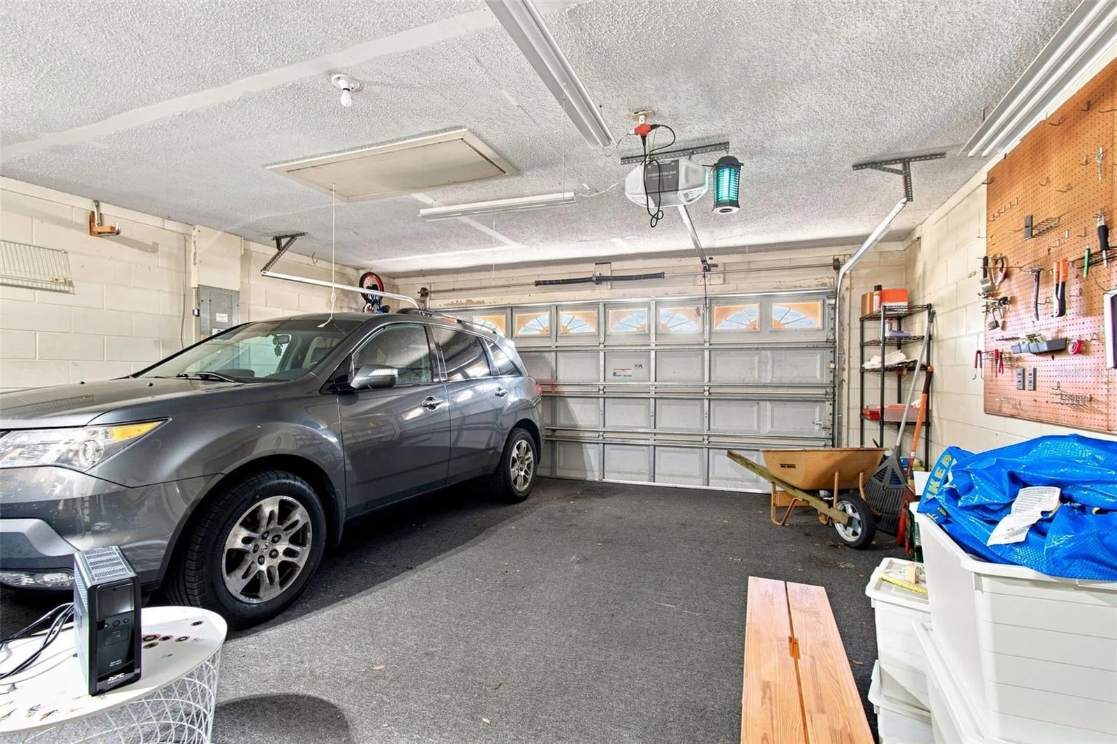 2 Car Garage