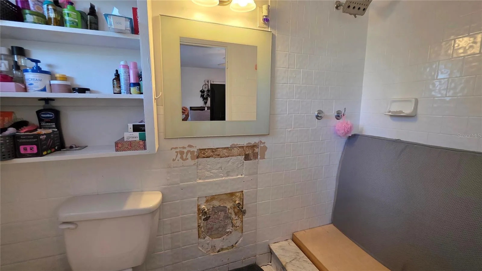 En-Suite Bathroom (non-functioning)