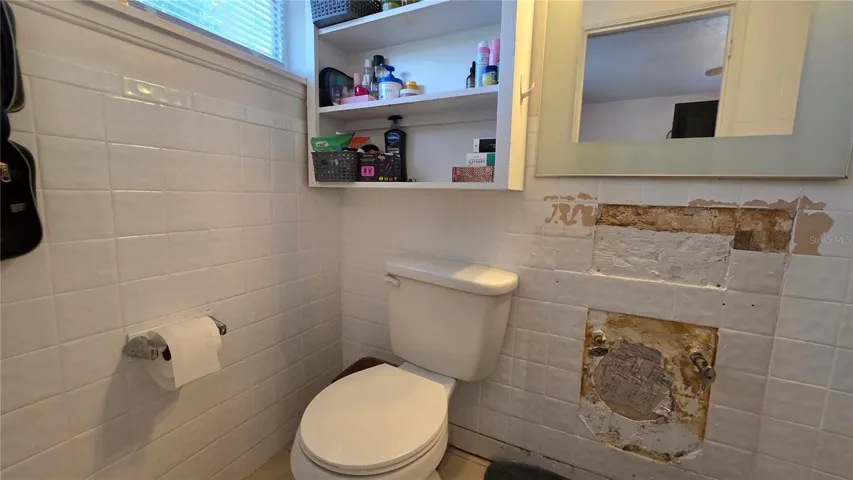 En-Suite Bathroom (non-functioning)