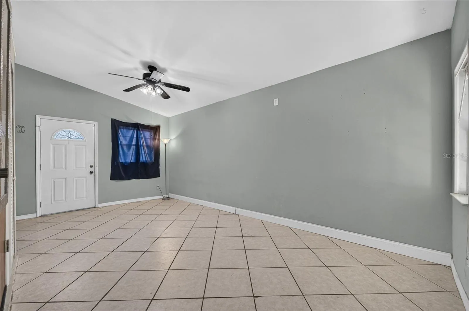 Converted flex-space with ensuite, under AC