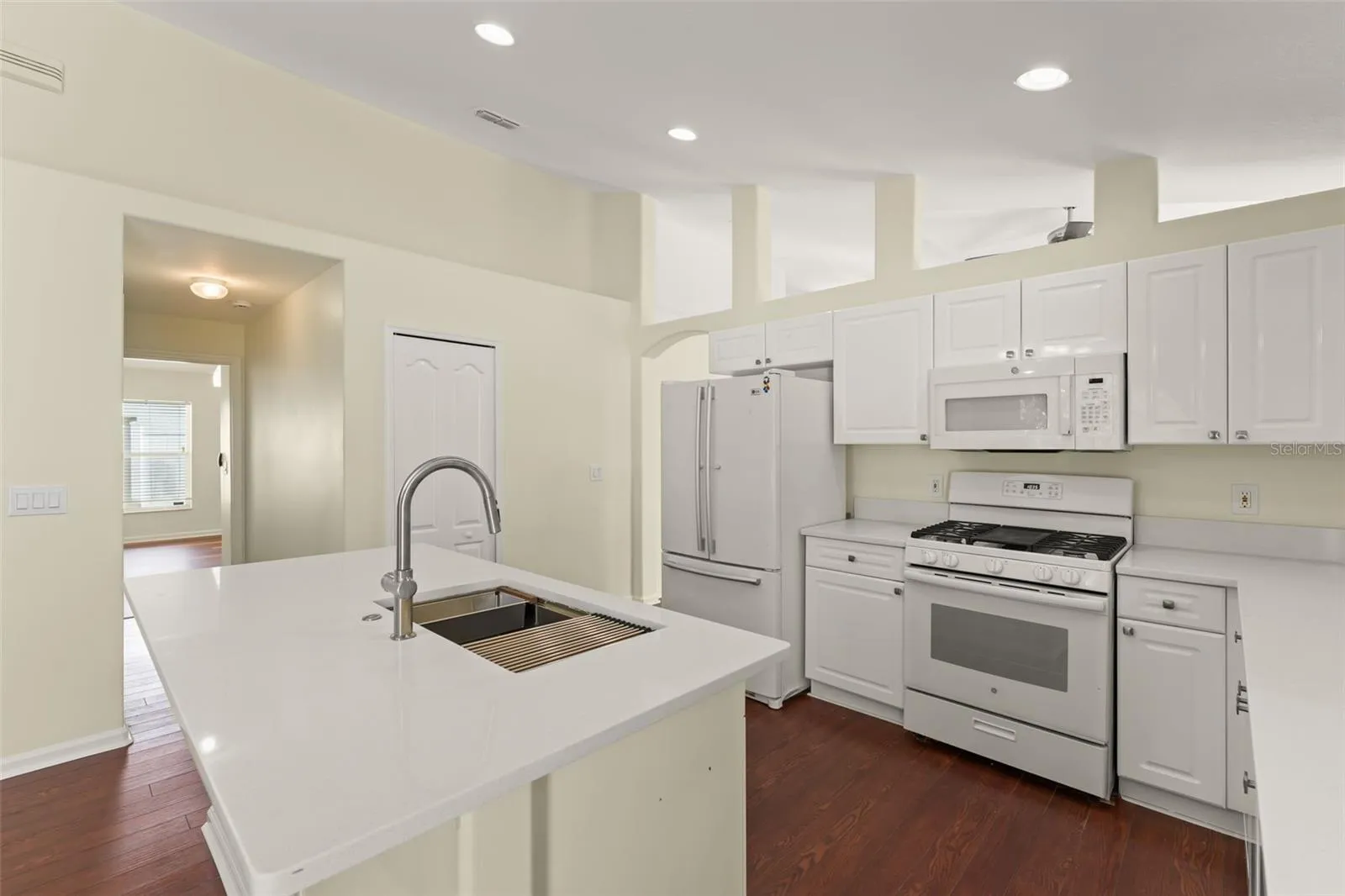 Island Kitchen