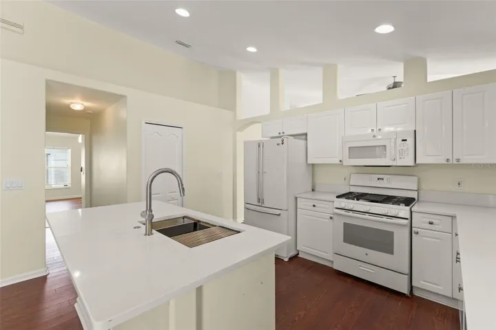 Island Kitchen